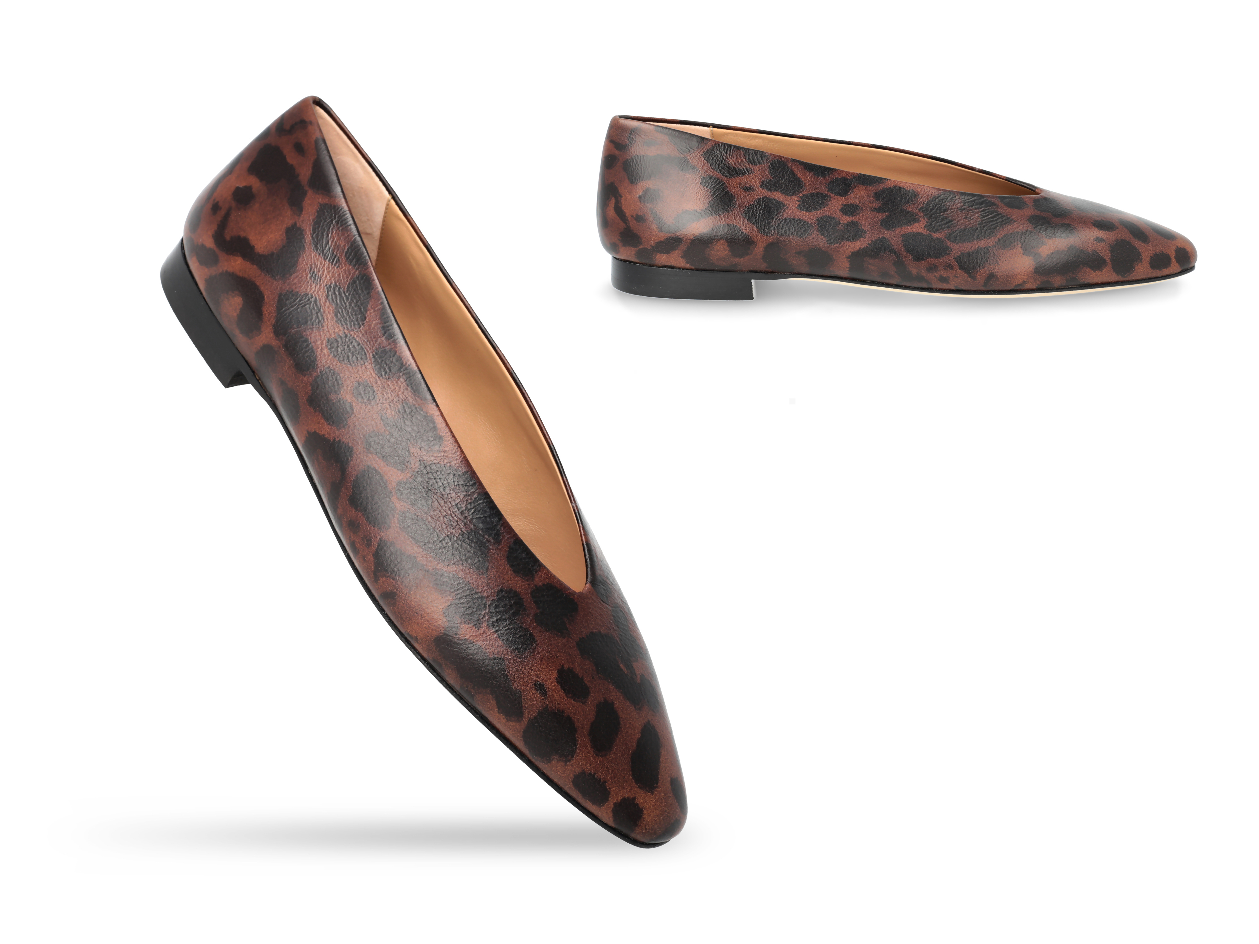 Ballerina in Leopard-Print Leather - Image 2