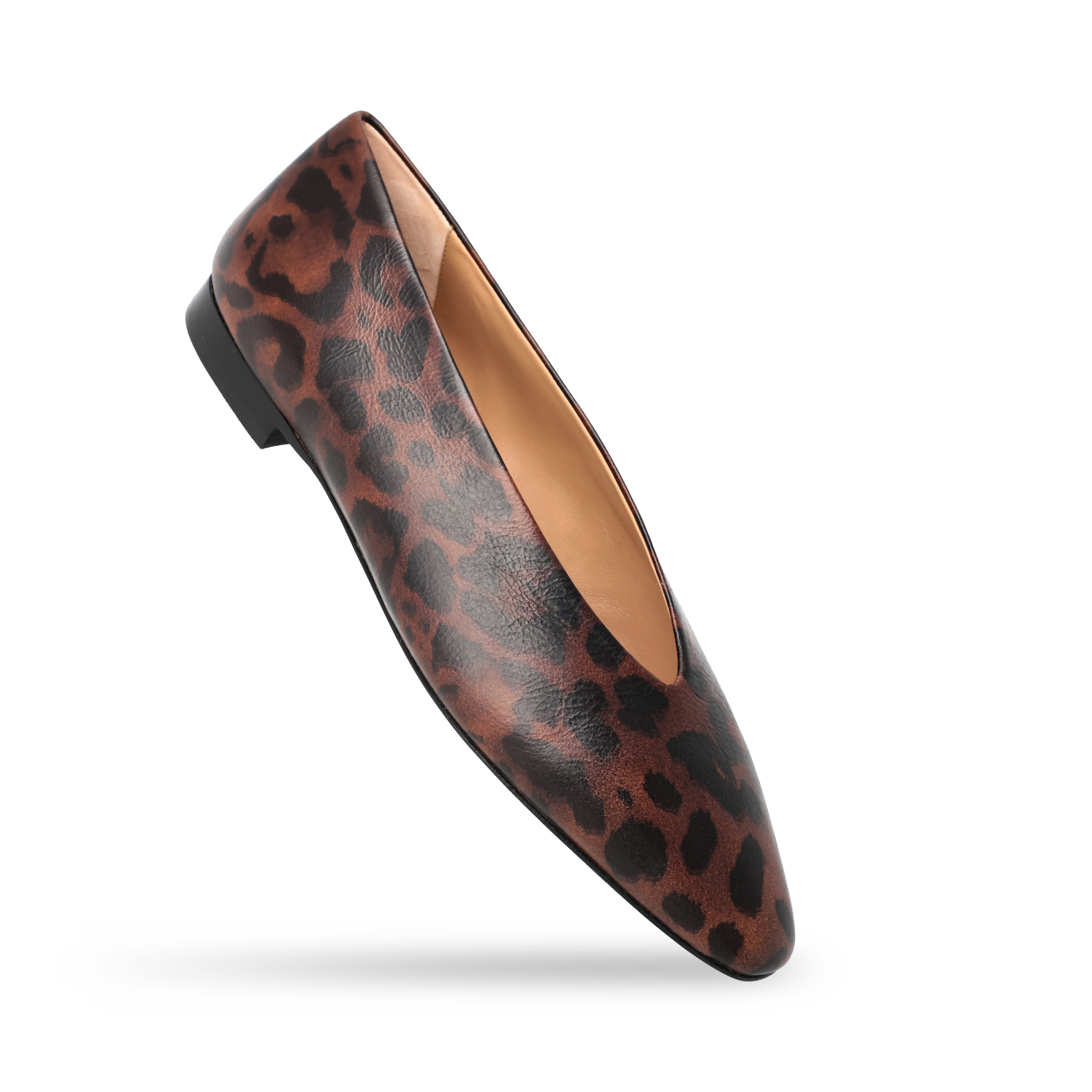 Ballerina in Leopard-Print Leather - Image 3
